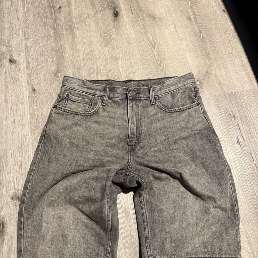 Levi's Gray Relaxed Fit Jeans with Classic Design